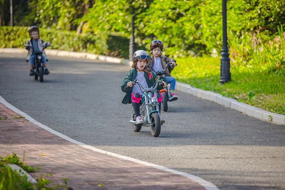Electric Motorcycle for Kids Hyper Gogo Cruiser 12 Plus WITH APPLICATION BLACK Brand Hyper GoGo