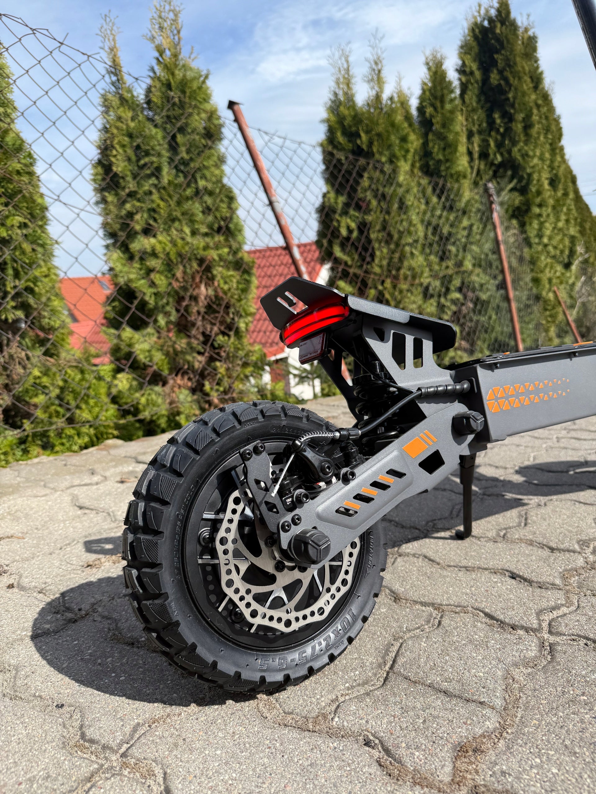 Electric Off-Road Scooter F1 LONG RANGE 60km POWERFUL 800W BATTERY 15Ah Model F1