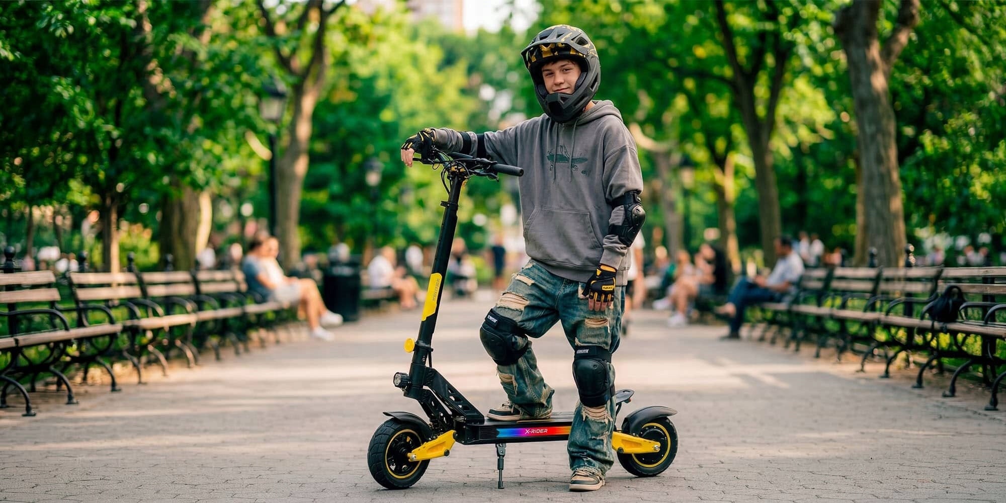 Electric Scooter XRIDER F10X 70km 1400W Shock Absorption 10" Black Batteries included yes