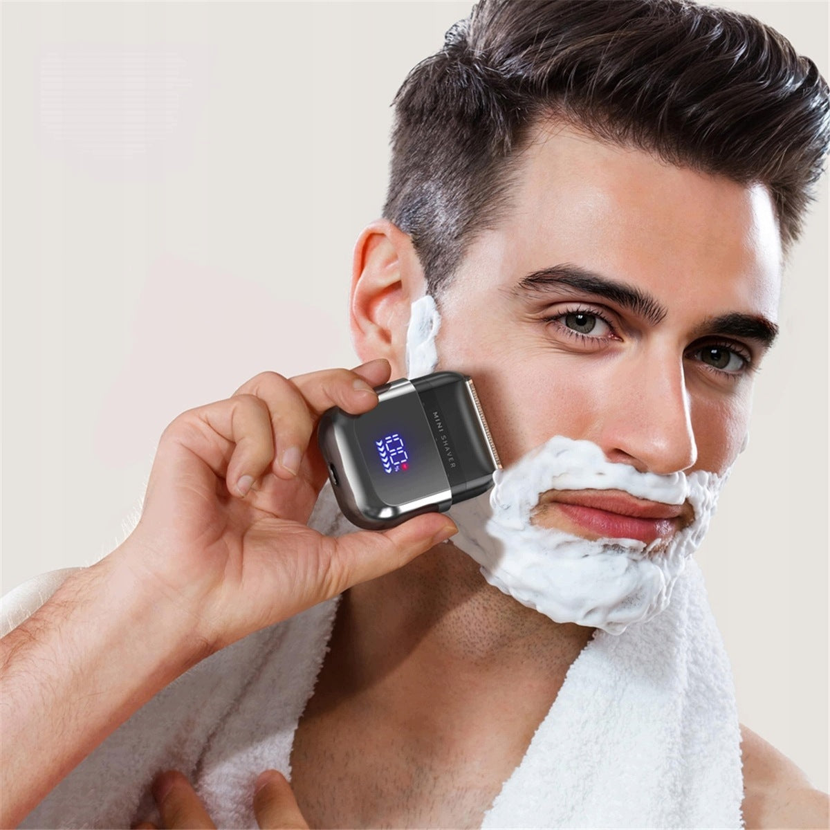 Electric Shaver Men's Miniature IPX7 Display For Dry And Wet Packaging status original