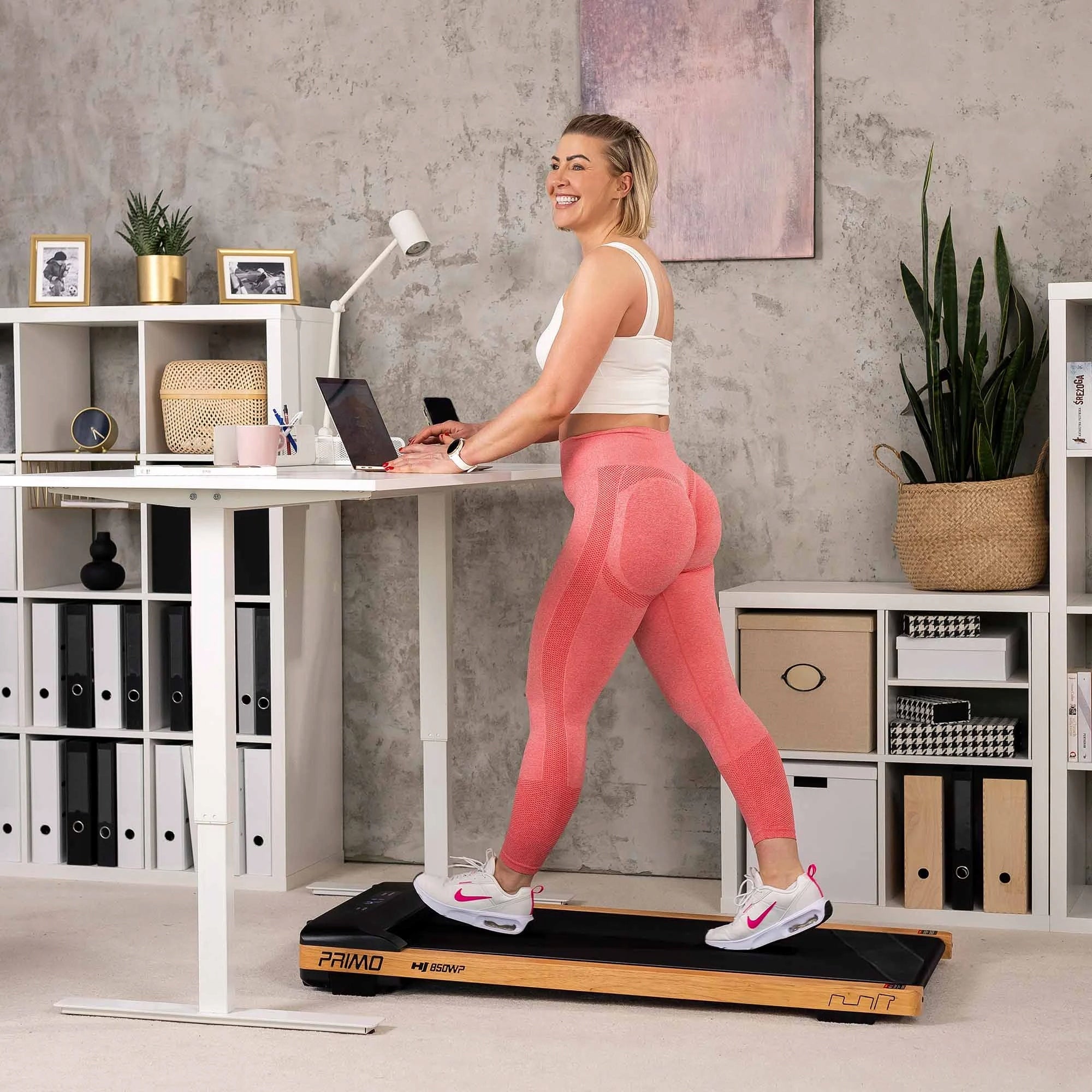 Electric Treadmill Folding Home Walking 2,5KM Wide Belt 45cm 120kg Measurements training duration distance speed burned calories