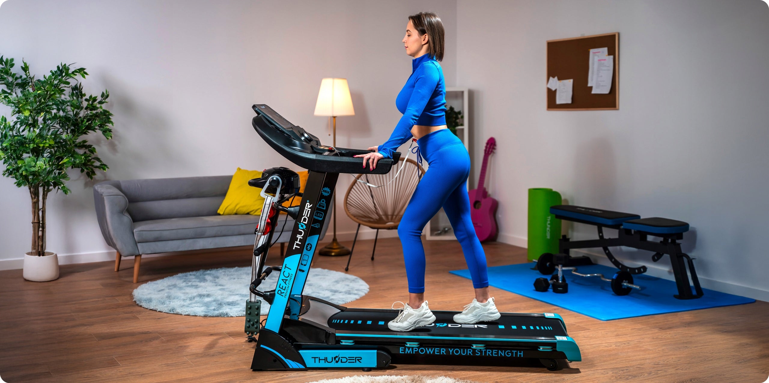 Electric Treadmill Folding Household 18 km Slope Angle REACT-DS THUNDER Manufacturer code REACT-DS-BLACK