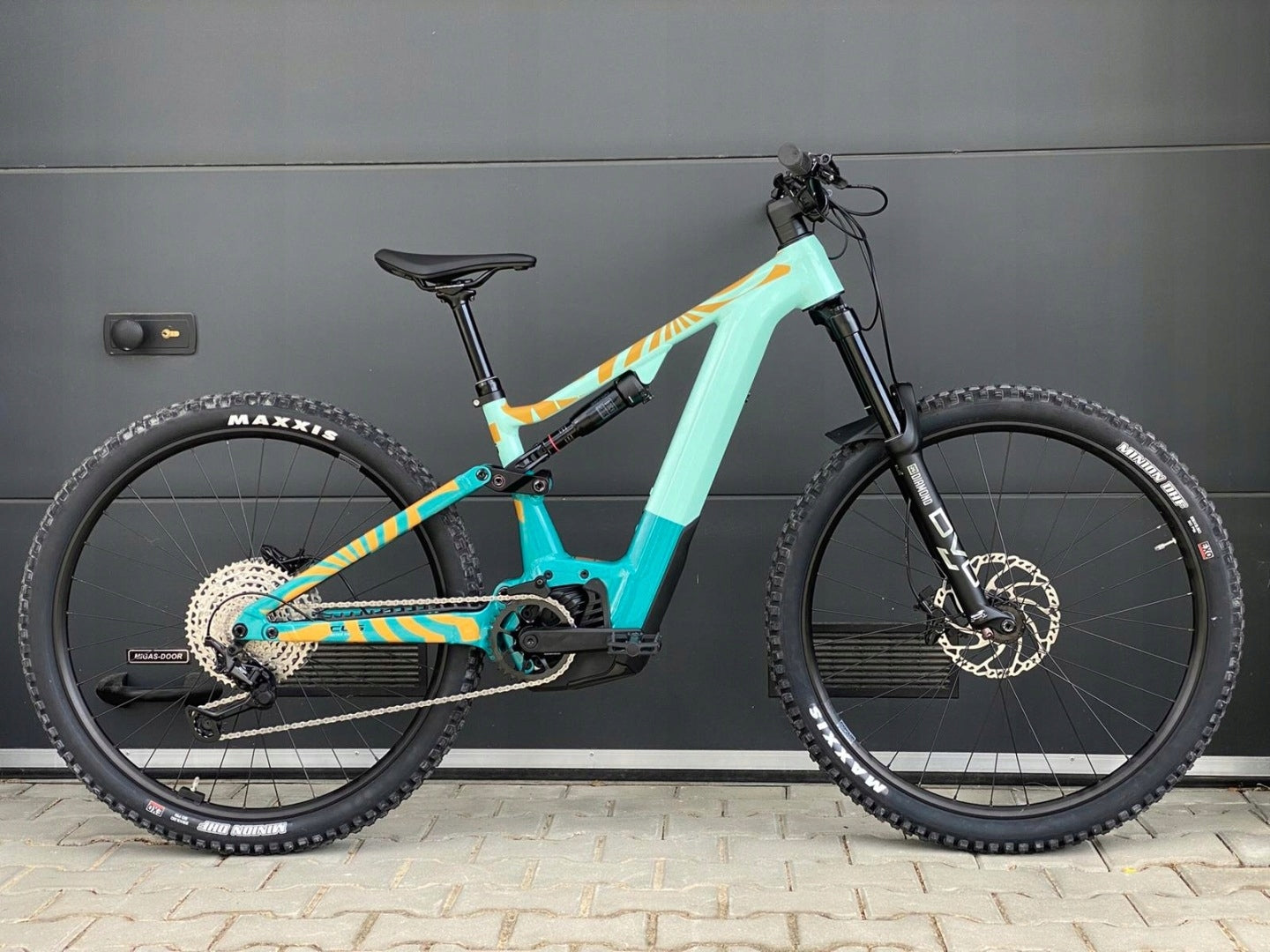Electric bike Focus Jam2 6.7 Bosch motor size L Packaging status original