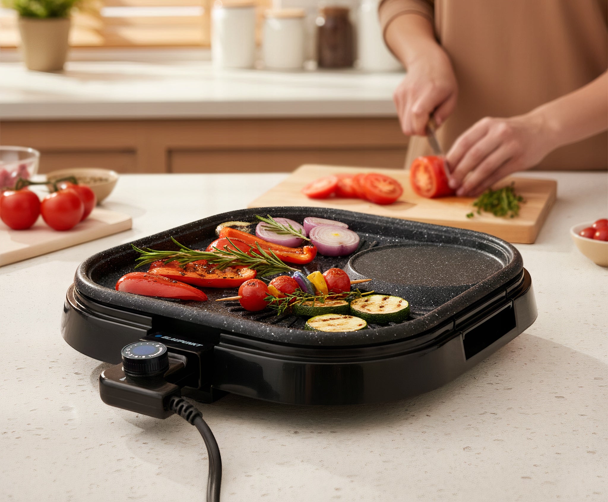 Electric grill 1500W Large plate 40x40 cm non-stick Blaupunkt GRT601 Manufacturer code GRT601