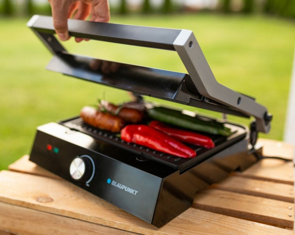 Electric grill Blaupunkt GRS501 black 2000 W with temperature control Model GRS501