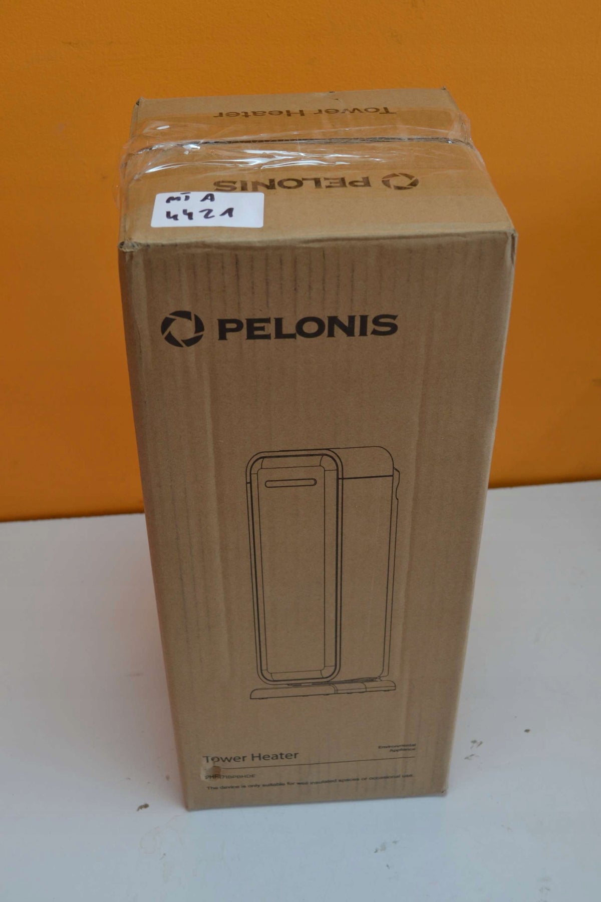 Electric heater PELONIS Dominant color black