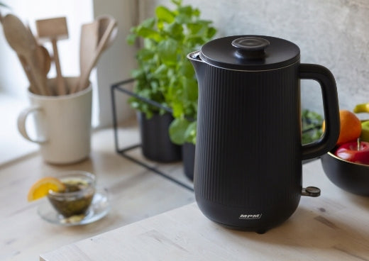 Electric kettle MPM MCZ-115/C 1800 W 1,5 l black Model MCZ-115/C