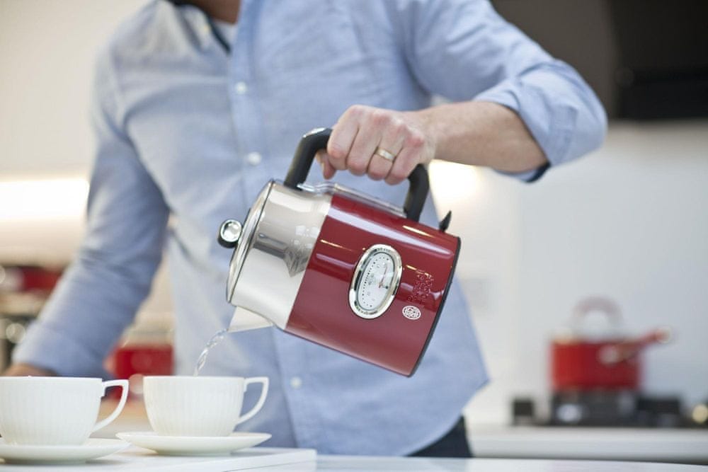 Electric kettle Russell Hobbs 21670-70 2400 W 1,7 l red Capacity 1.7 l