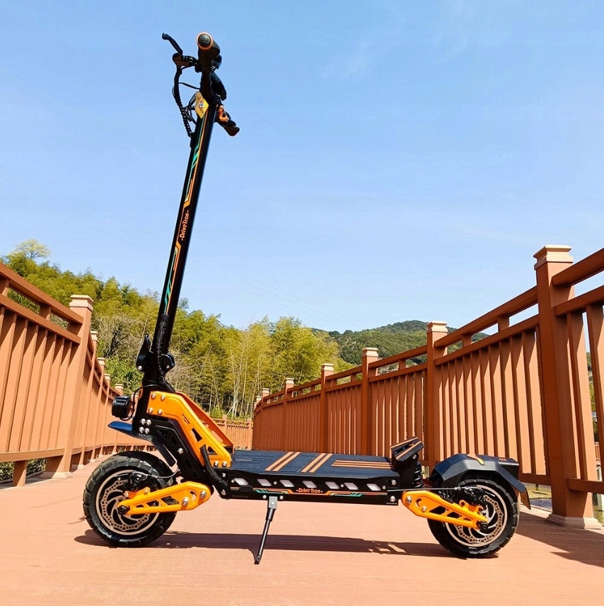 Electric scooter DriveTron DT10 2800W 20KM/H 48V20,8AH 80km NFC Dual-motor Additional features horn meter lighting pumped wheels speedometer foldable