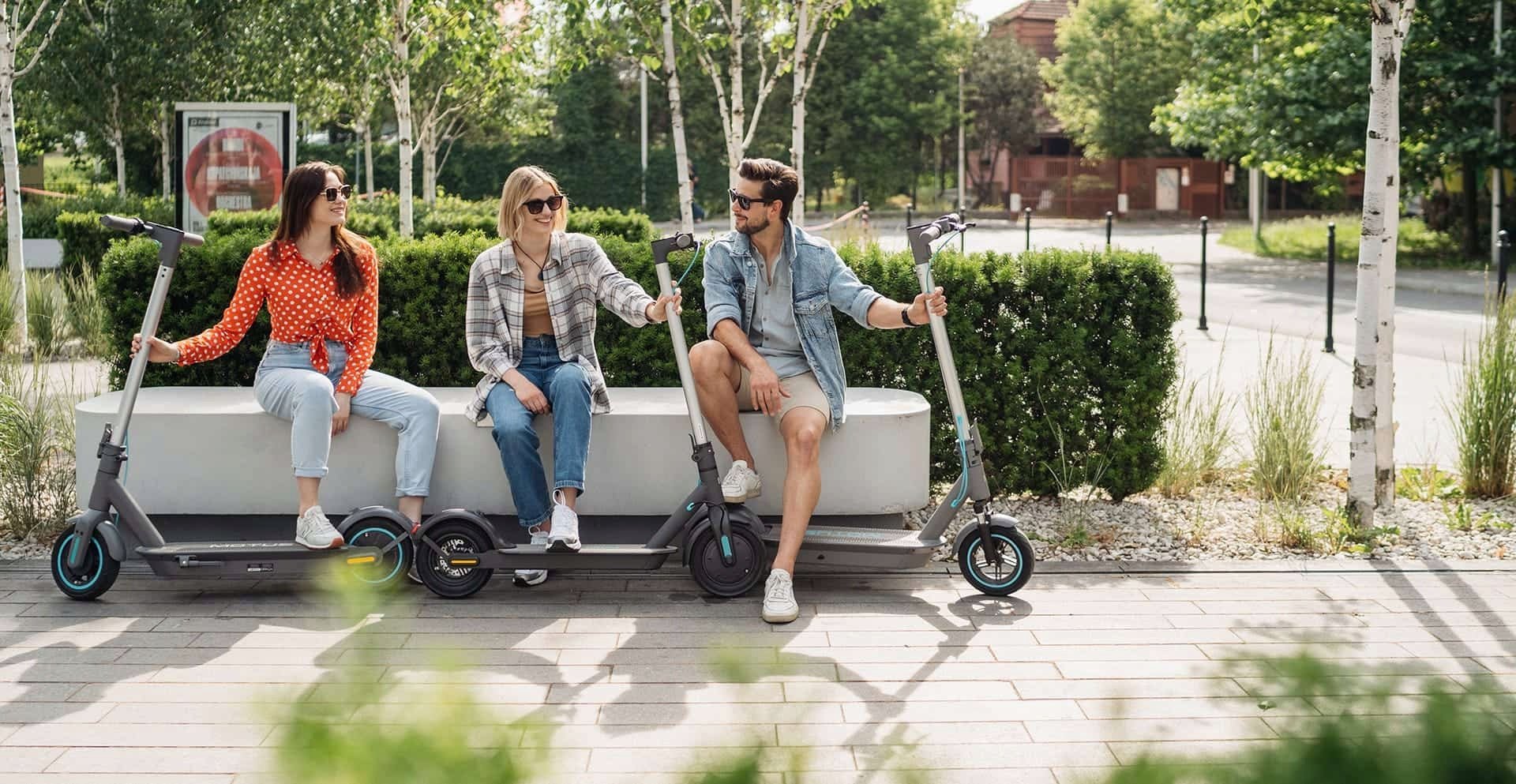 Electric scooter Motus Scooty 10 Lite 2023 350 W Color gray