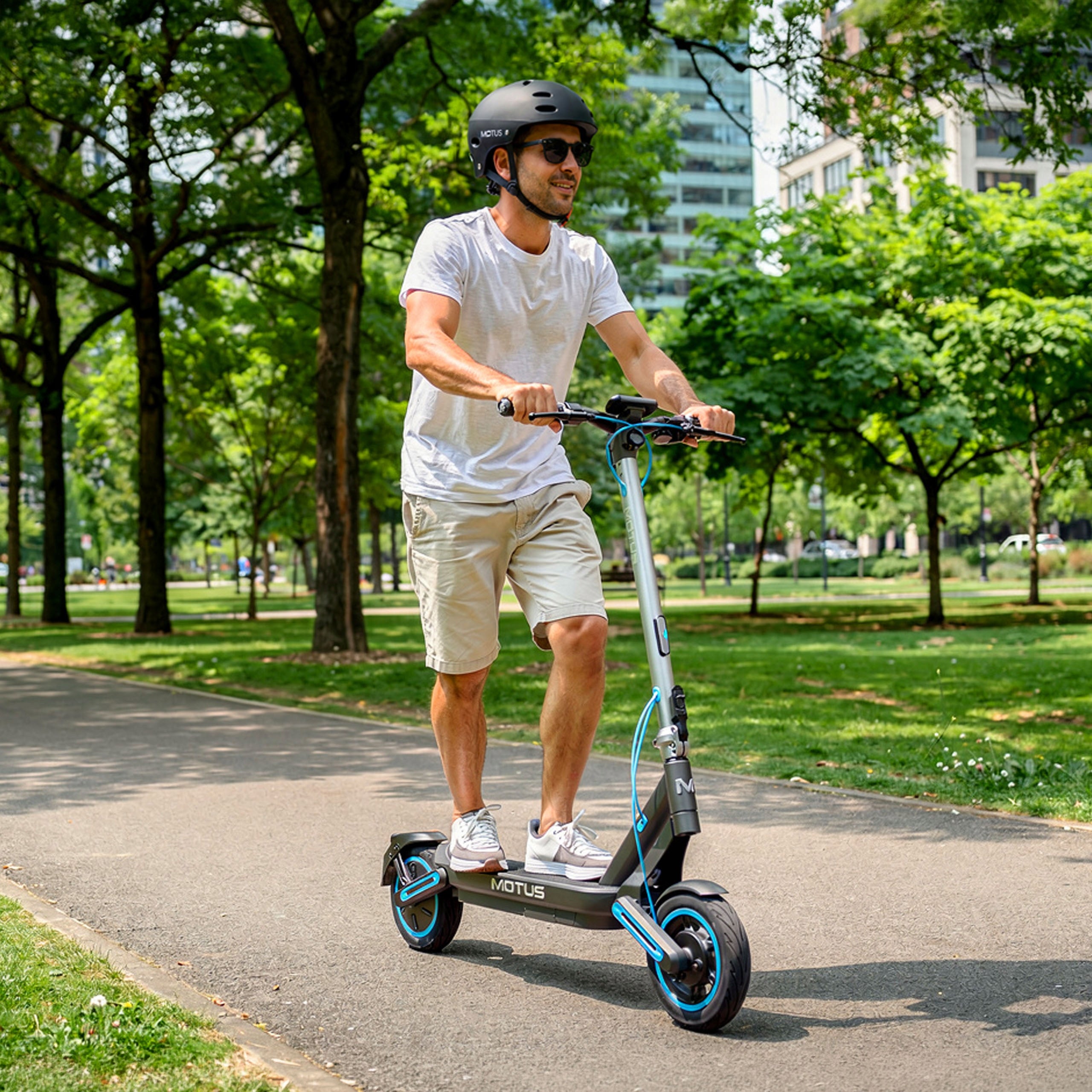 Electric scooter Motus Scooty 10 Max range 80km NFC application 800W Manufacturer code AKC301-2