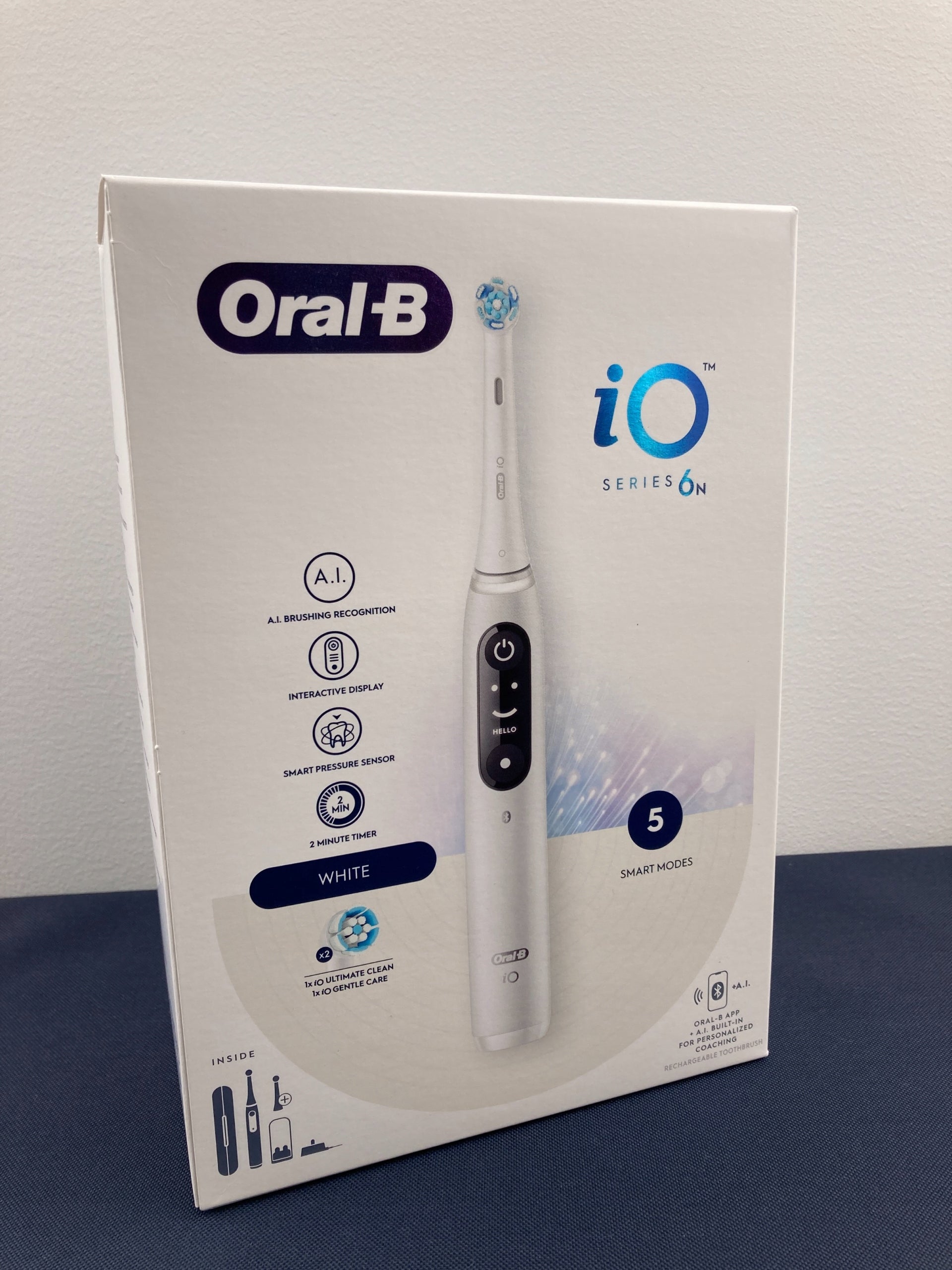 Electric toothbrush Oral-B iO Series 6 White Original 2x tip Manufacturer code iO6n