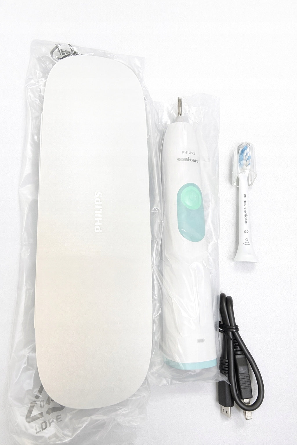 Electric toothbrush Philips Sonicare XH6220-02