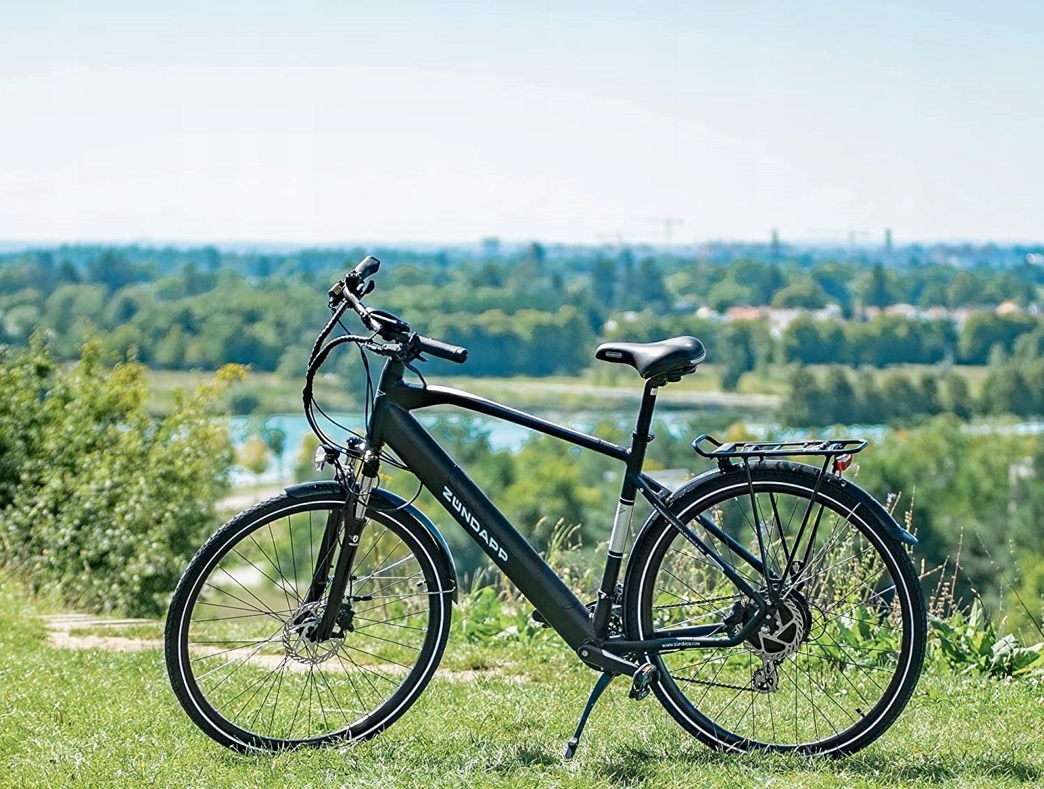 Electric trekking bike Zundapp X500 28" 250W Bosch 51cm black Packaging status original