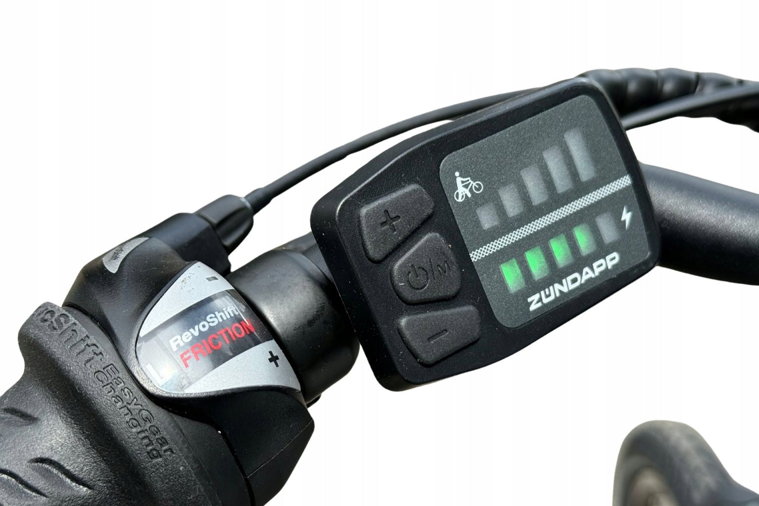 Electric trekking bike Zundapp Z802 19" 28" 250W 10,4Ah white Maximum rated power electric bike (under 250W)