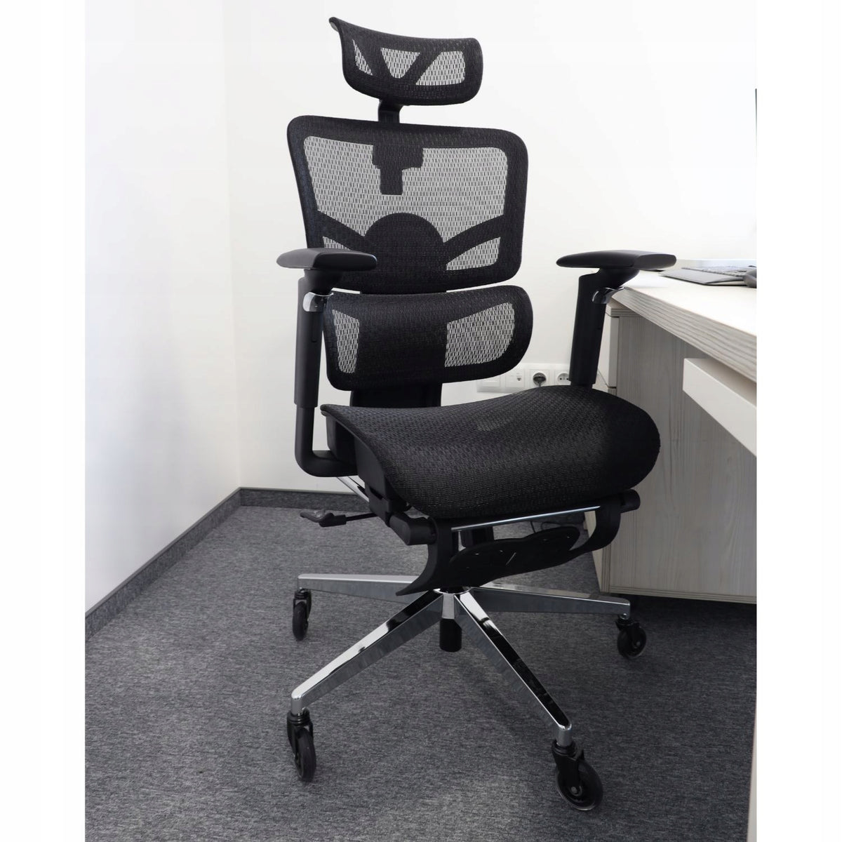 Ergonomic Office Chair Adjustable Mesh Office Chair - Black Brand no brand