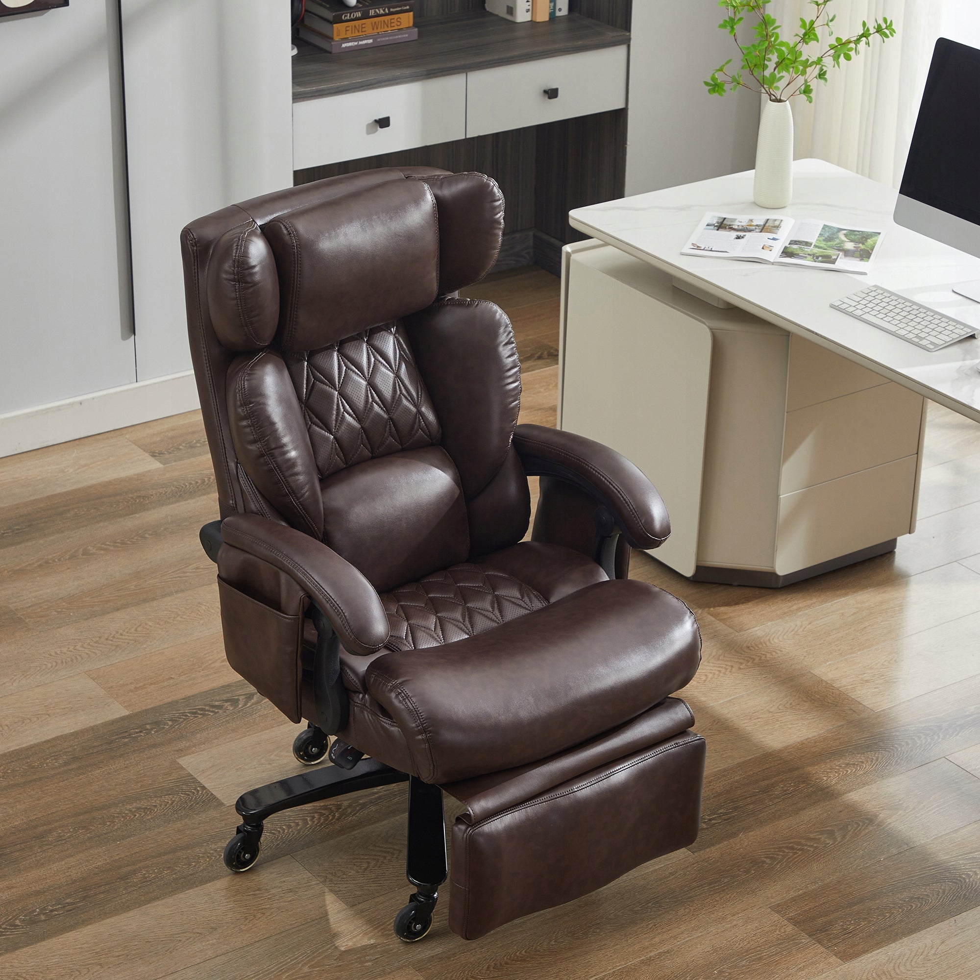 Ergonomic Office Chair – Massage & Heating, Footrest, 150kg Manufacturer code YN6060913YT