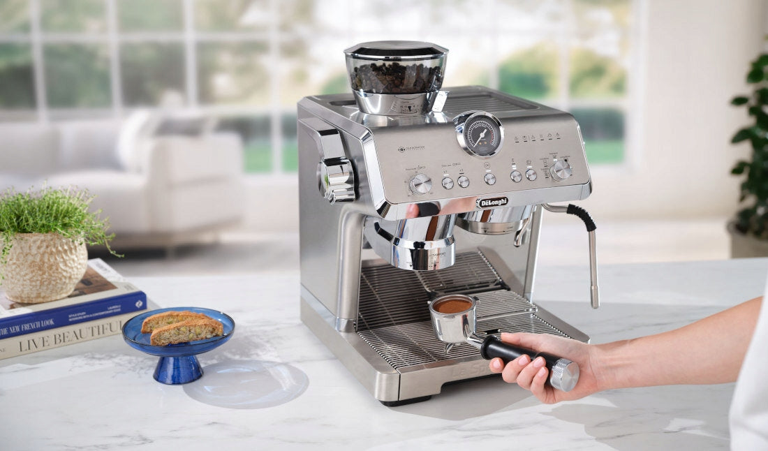 Express DELONGHI La Specialista Opera EC9555.M Dominant color silver/gray