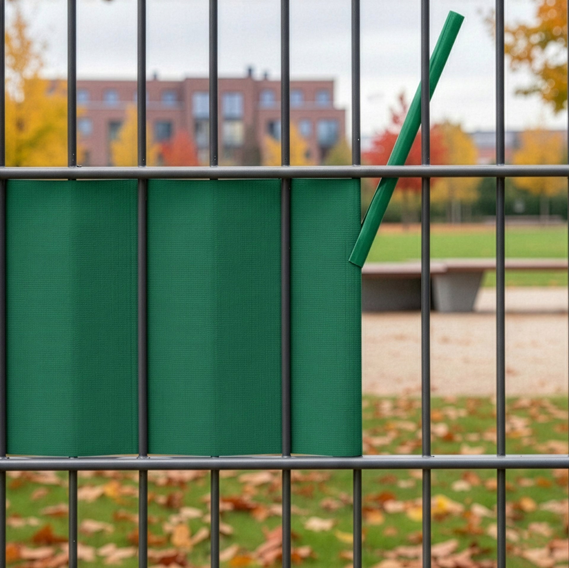 FENCE TAPE 19cm x50m GREEN COVER FOR PANEL FENCE + CLIPS Length 50 m