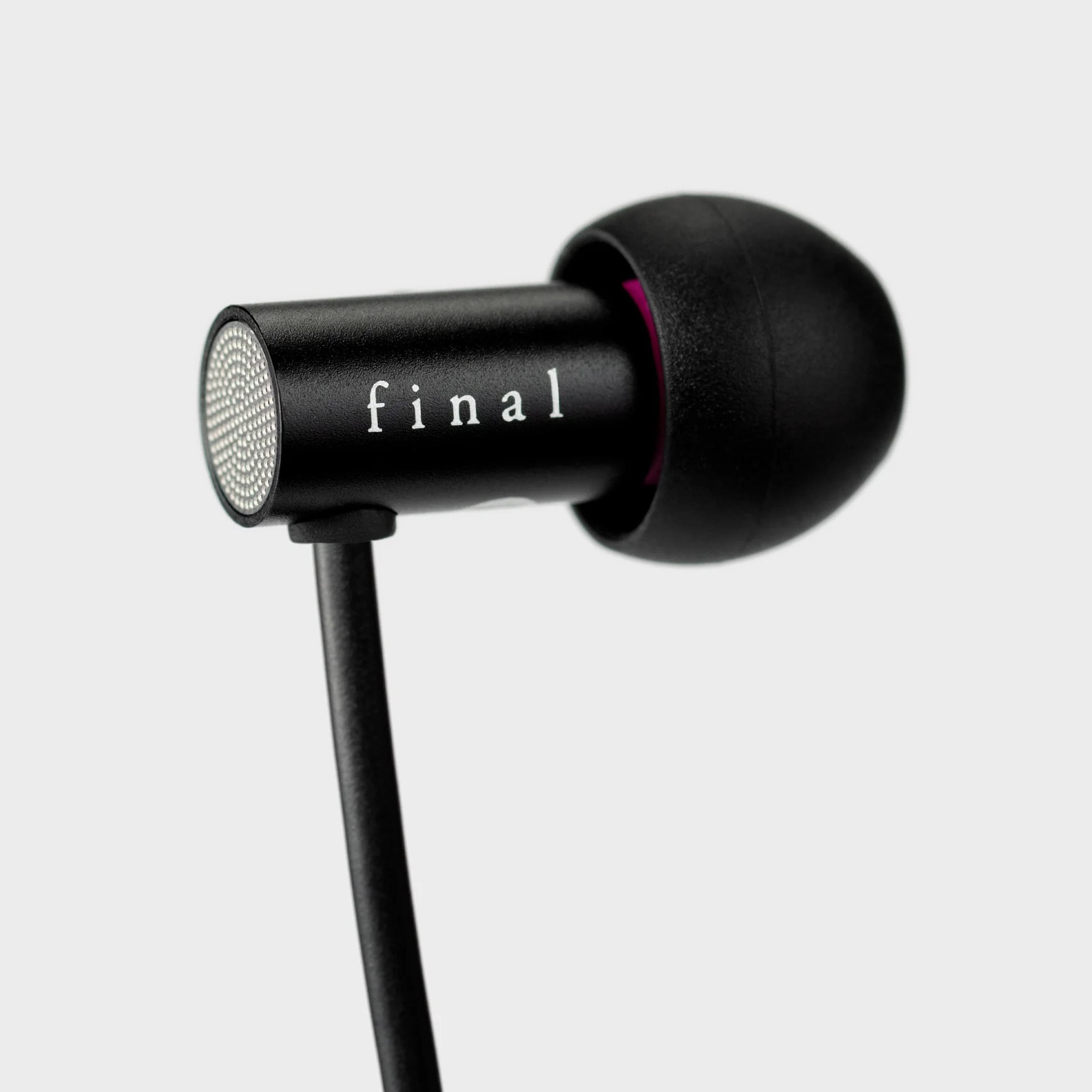 FINAL AUDIO E2000 WIRED IN-EAR HEADPHONES ALUMINIUM 16 Ohm BLACK Packaging status original