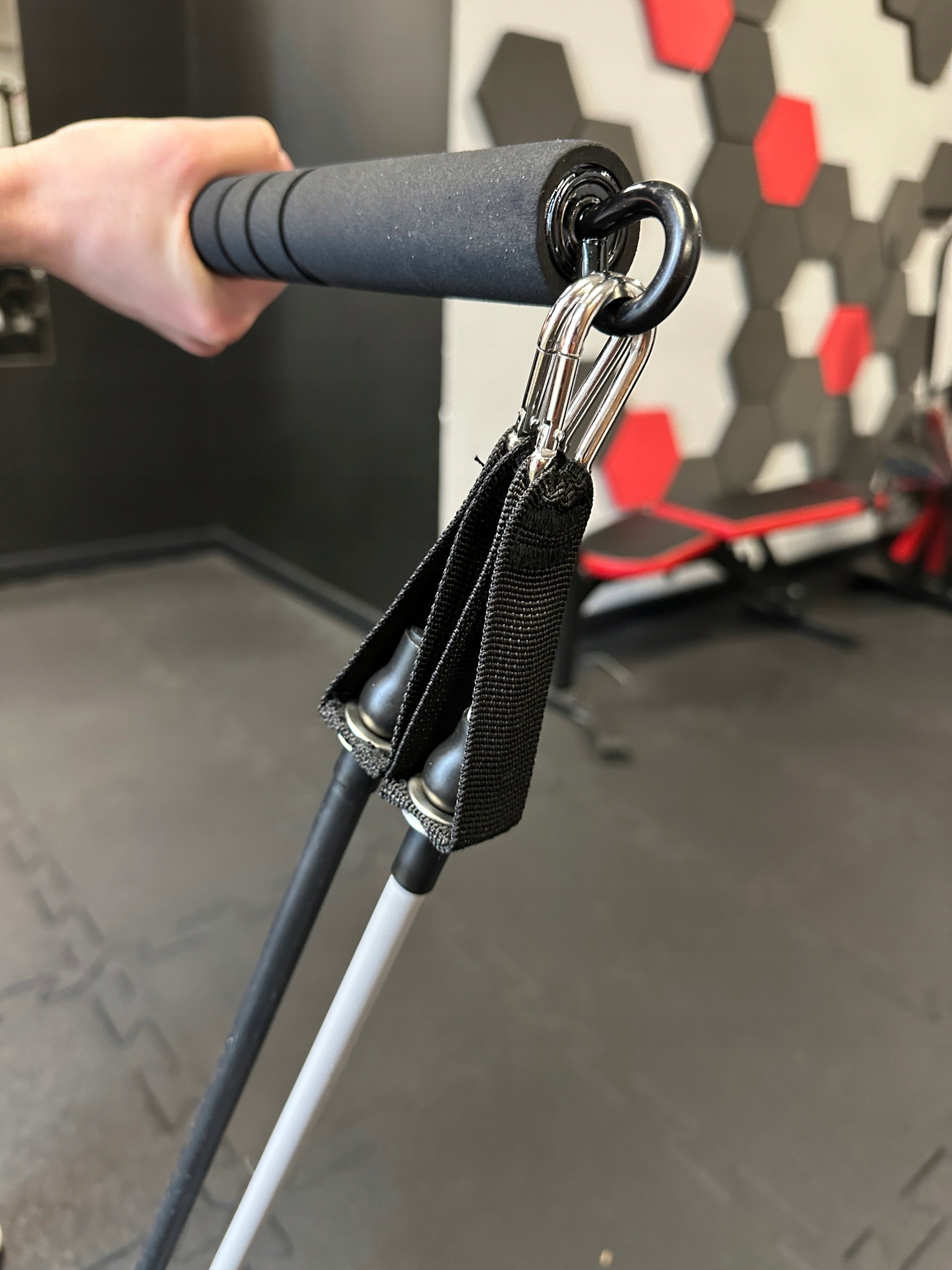 FITNESS EXERCISE BAR PILATES BAR + 4 RESISTANCE RUBBERS MuscleForge Width 32 mm