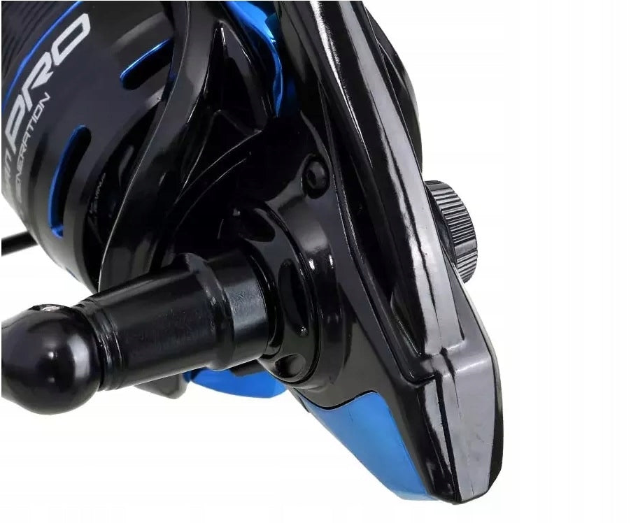 FLAGMAN SHERMAN PRO FEEDER NG 4000 reel Brand Flagman