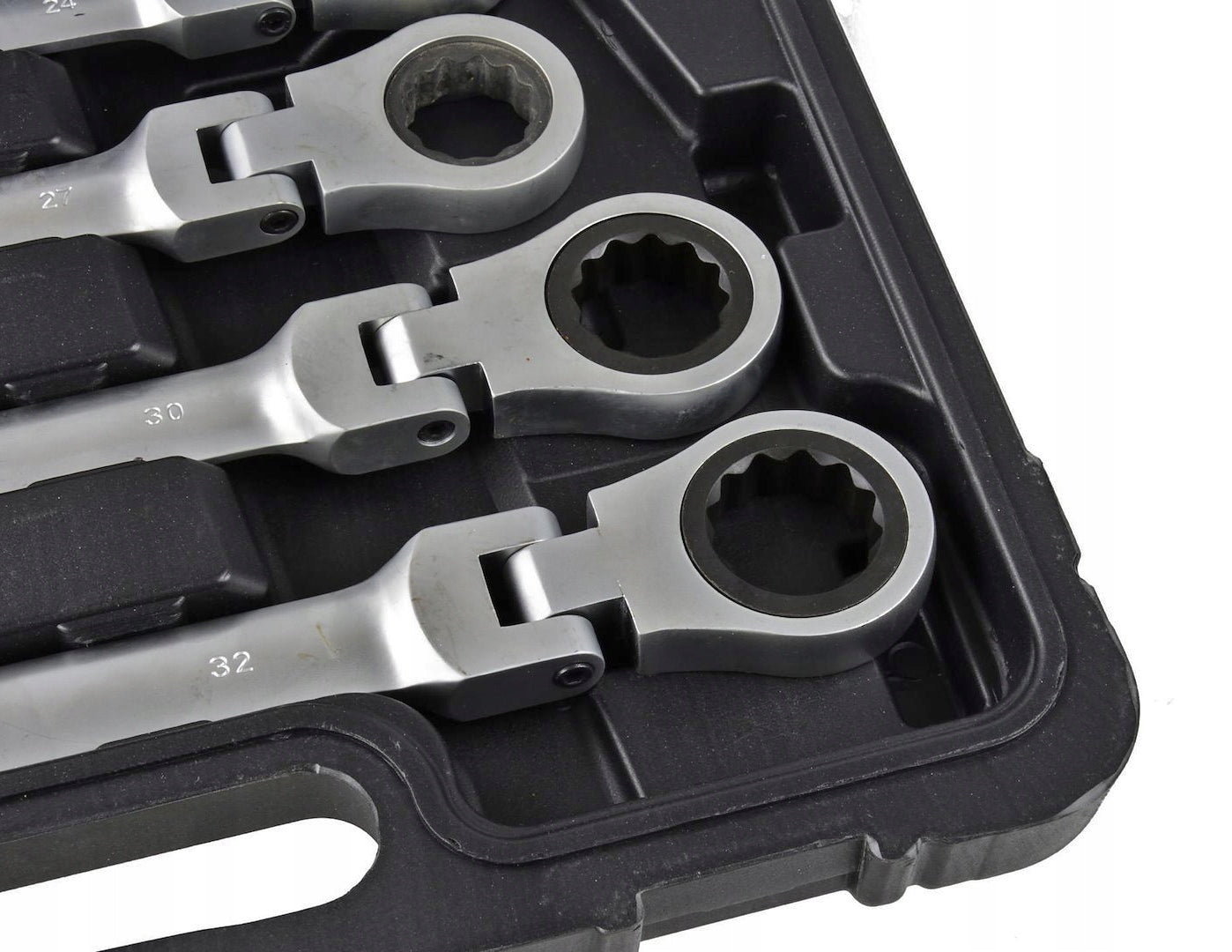 FLAT EYE WRENCHES WITH RATCHET BROKEN 8-32mm SET OF KEYS 13el suitcase Brand Keltin