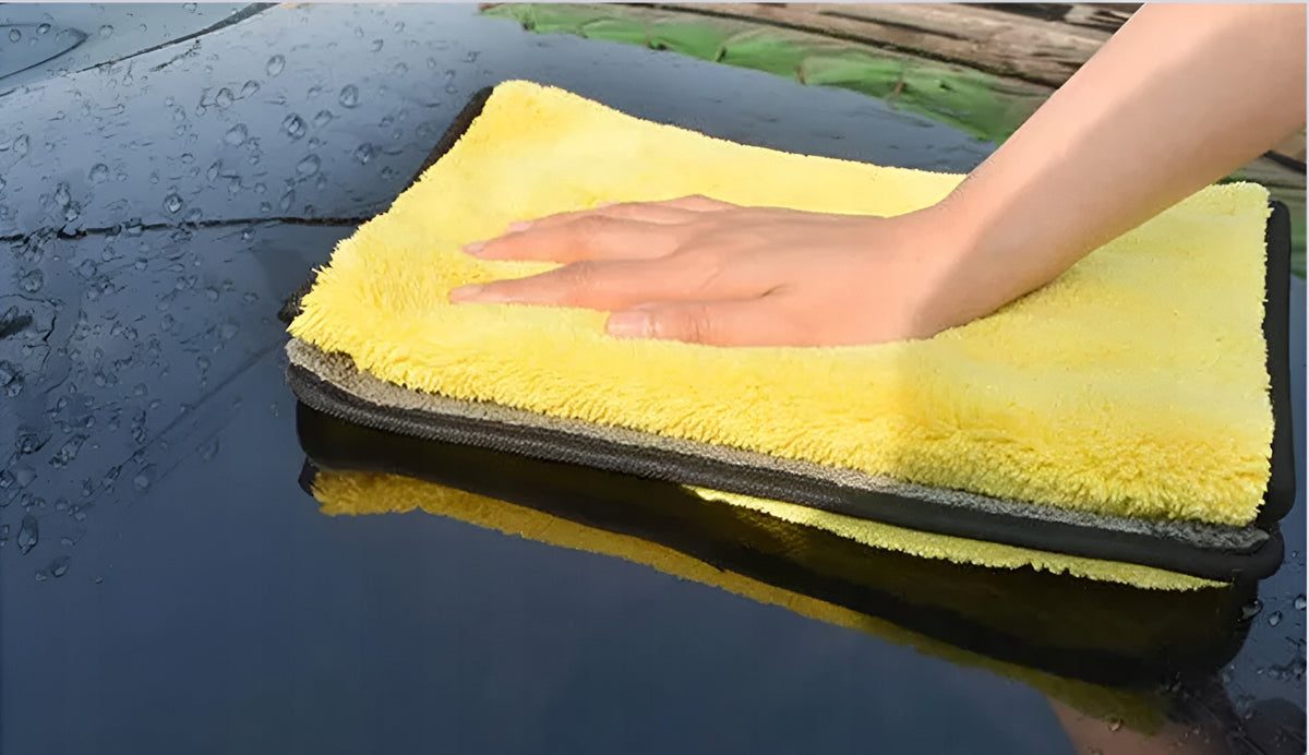 FLUFFY TOWEL FOR DRYING CAR MICROFIBER CLOTH 30x30cm 500GS Manufacturer code 30x30 mikrofibra do auta