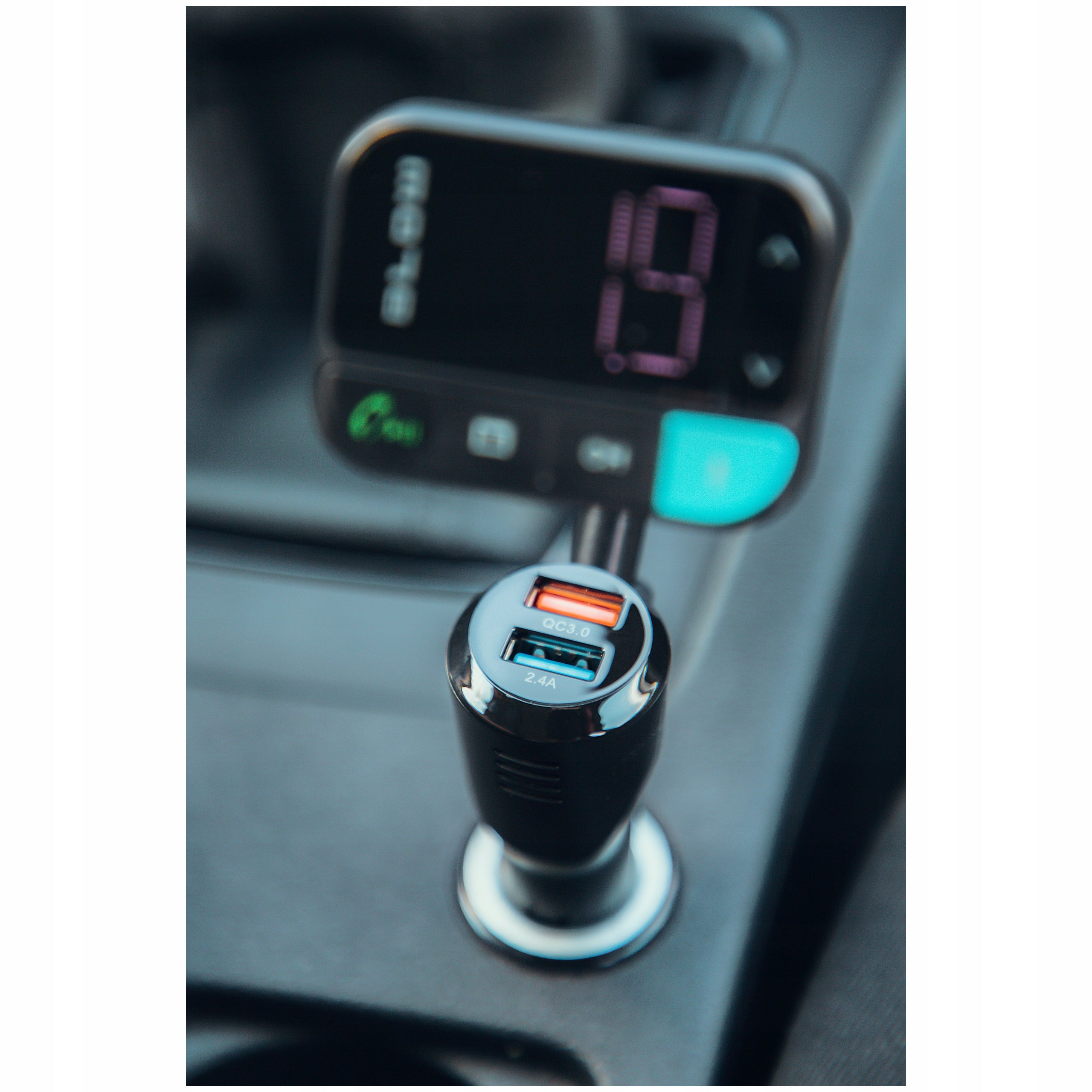 FM BLUETOOTH TRANSMITTER 5.0 SD QC 3xUSB SIRI/GOOGLE HANDSFREE EAN (GTIN) 5900804121565