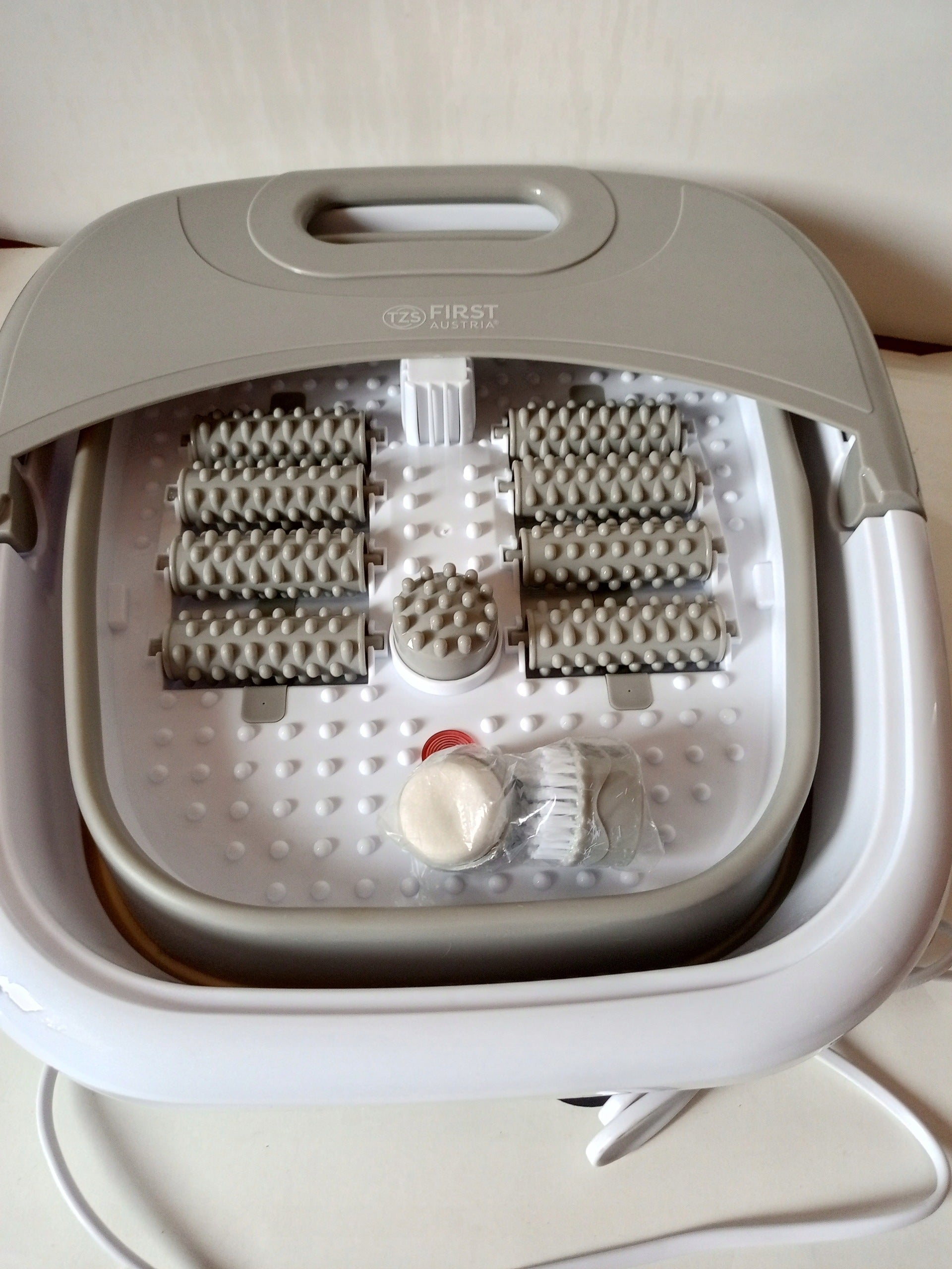 FOLDING FOOT MASSAGER