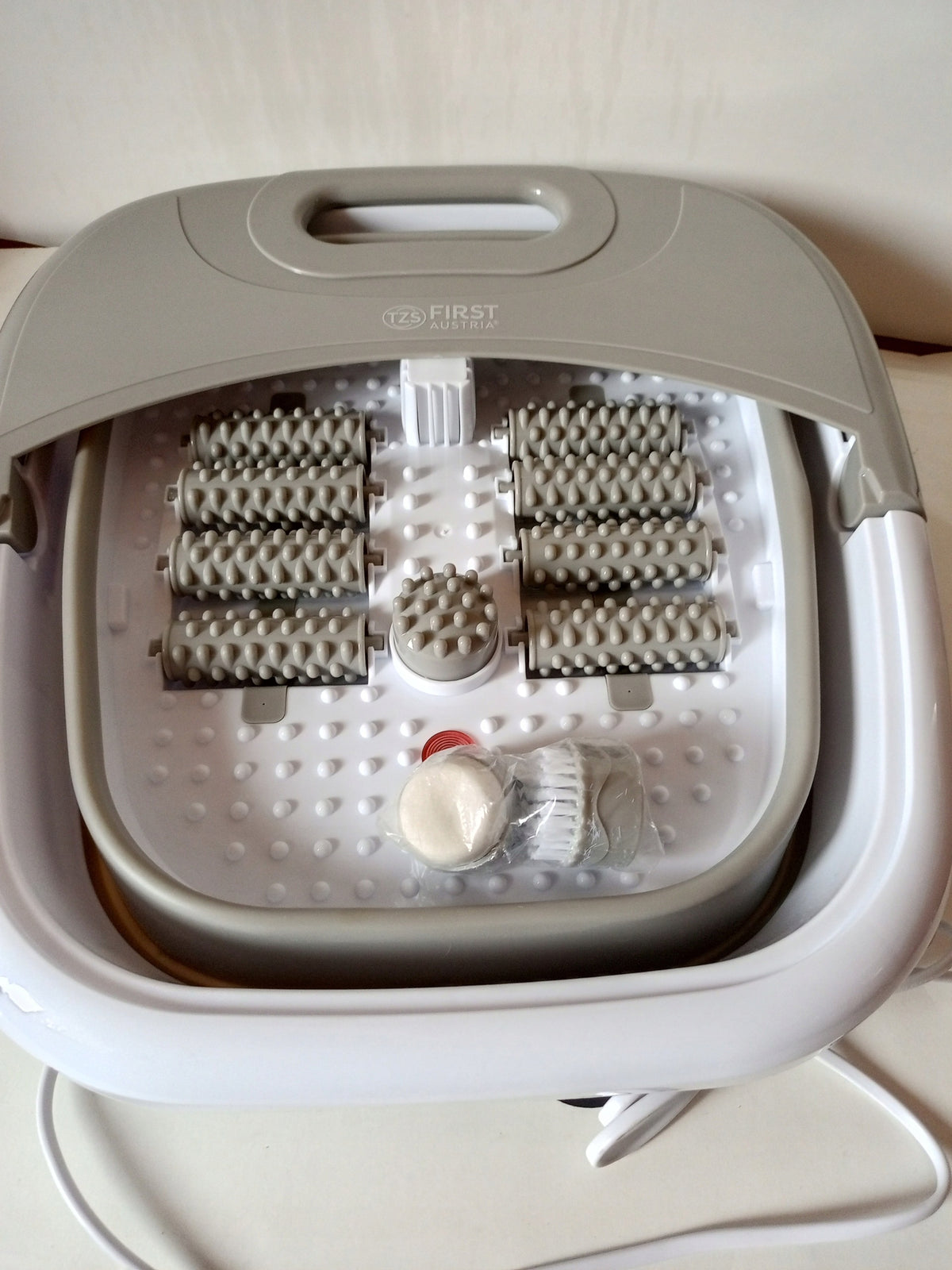 FOLDING FOOT MASSAGER