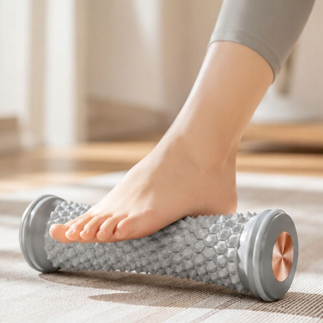 FOOT MASSAGE DEVICE ROLLER MASSAGER WITH SPIKES ROLLER FOR MASSAGING FEET Packaging status original