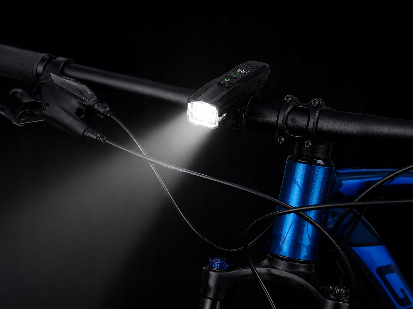FRONT BIKE LIGHT LED STRONG BATTERY FOR BIKE 5 LIGHT MODES Packaging status original