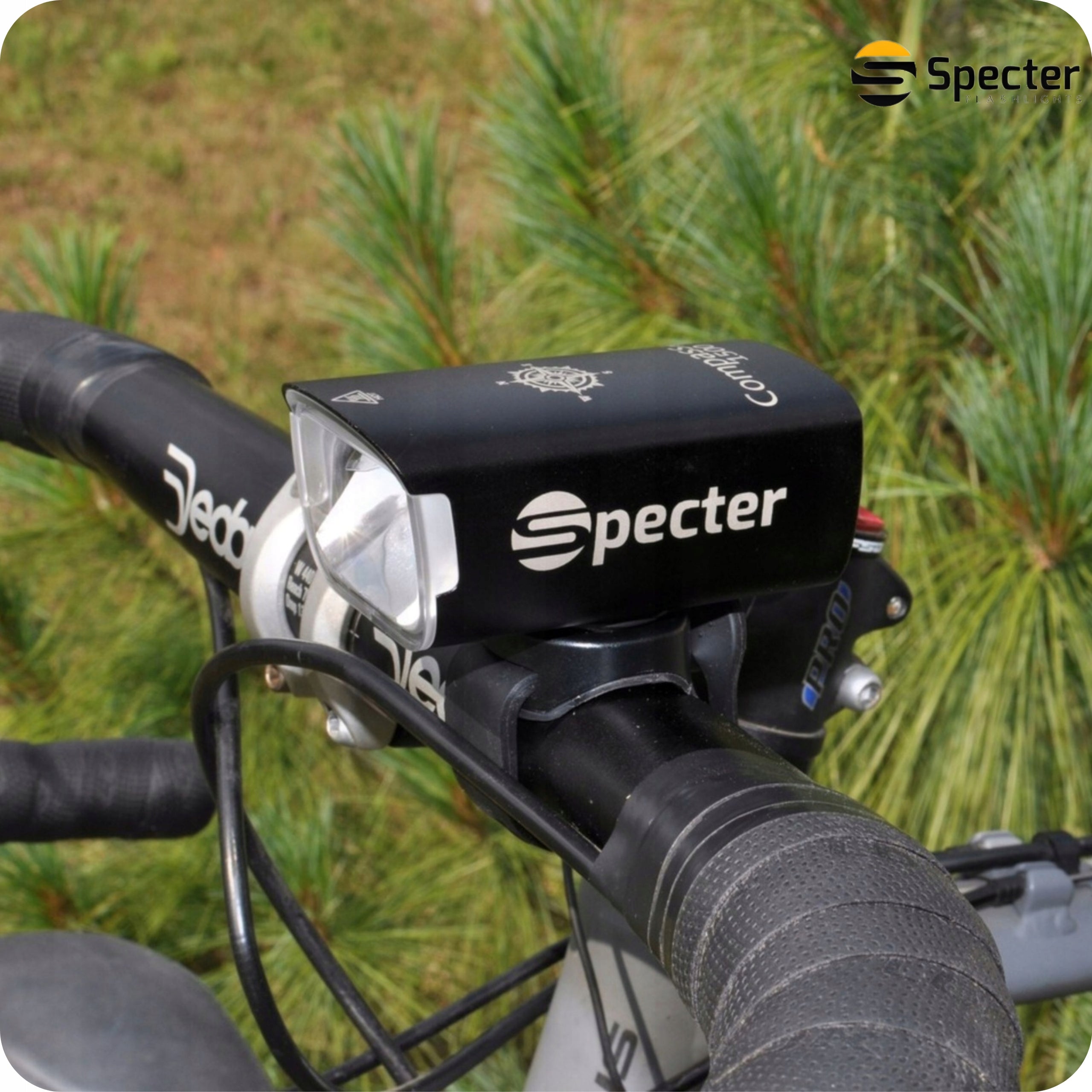 FRONT BIKE LIGHT LED USB C Specter Compass 1500LM 7 modes Model Compass Usb C 4000Mah 2 Osram 7 Trybów Z Pilotem