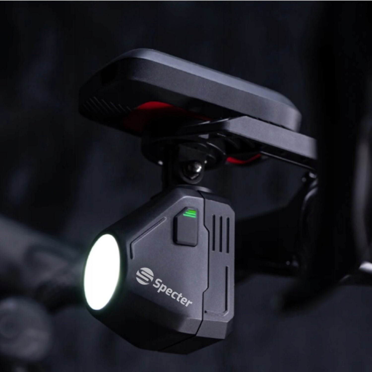 FRONT BIKE LIGHT Led Strong 1600lm Wireless Remote Control SPECTER WTG01 Light source LED