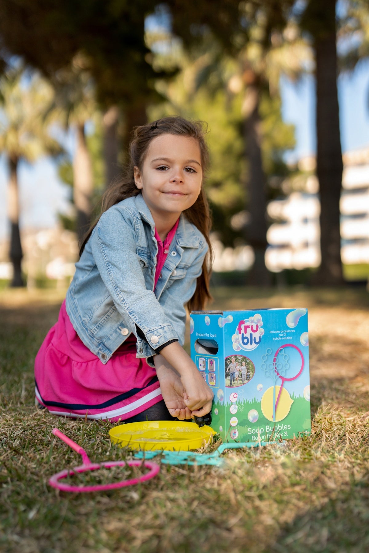 FRU BLU bubbles 3 liters BOX WITH TAP + accessories LIQUID DOES NOT STAIN CLOTHES!! Kid's age 3＋ years