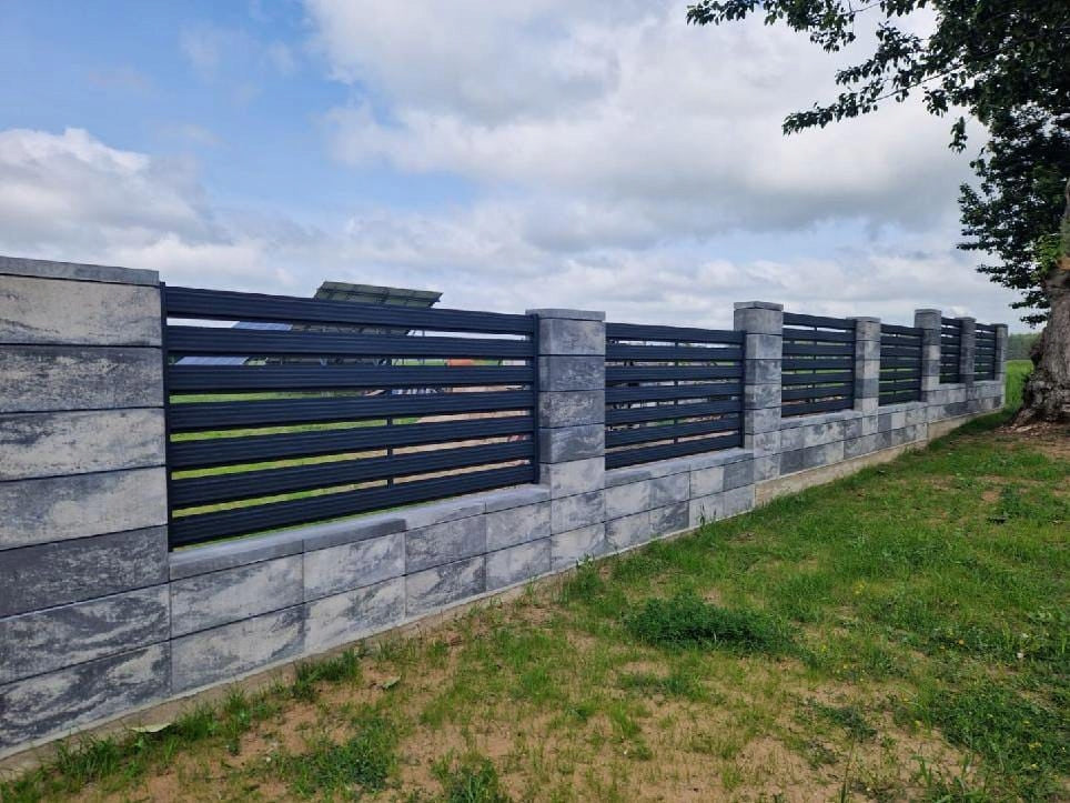Fence bars metal steel 11x80 cm Color mats on both sides Product weight with unit packaging 0.5 kg