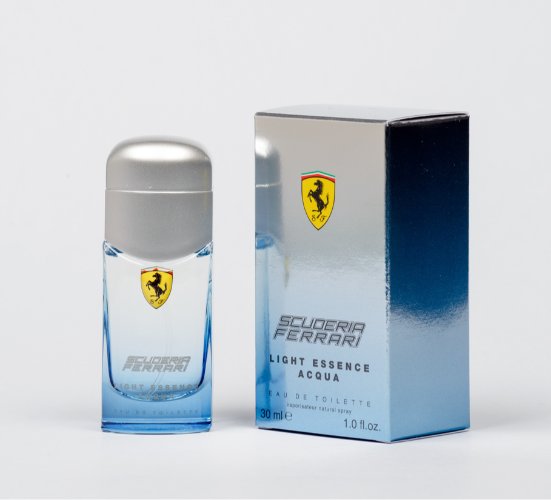 Ferrari Light Essence Acqua eau de toilette 30ml