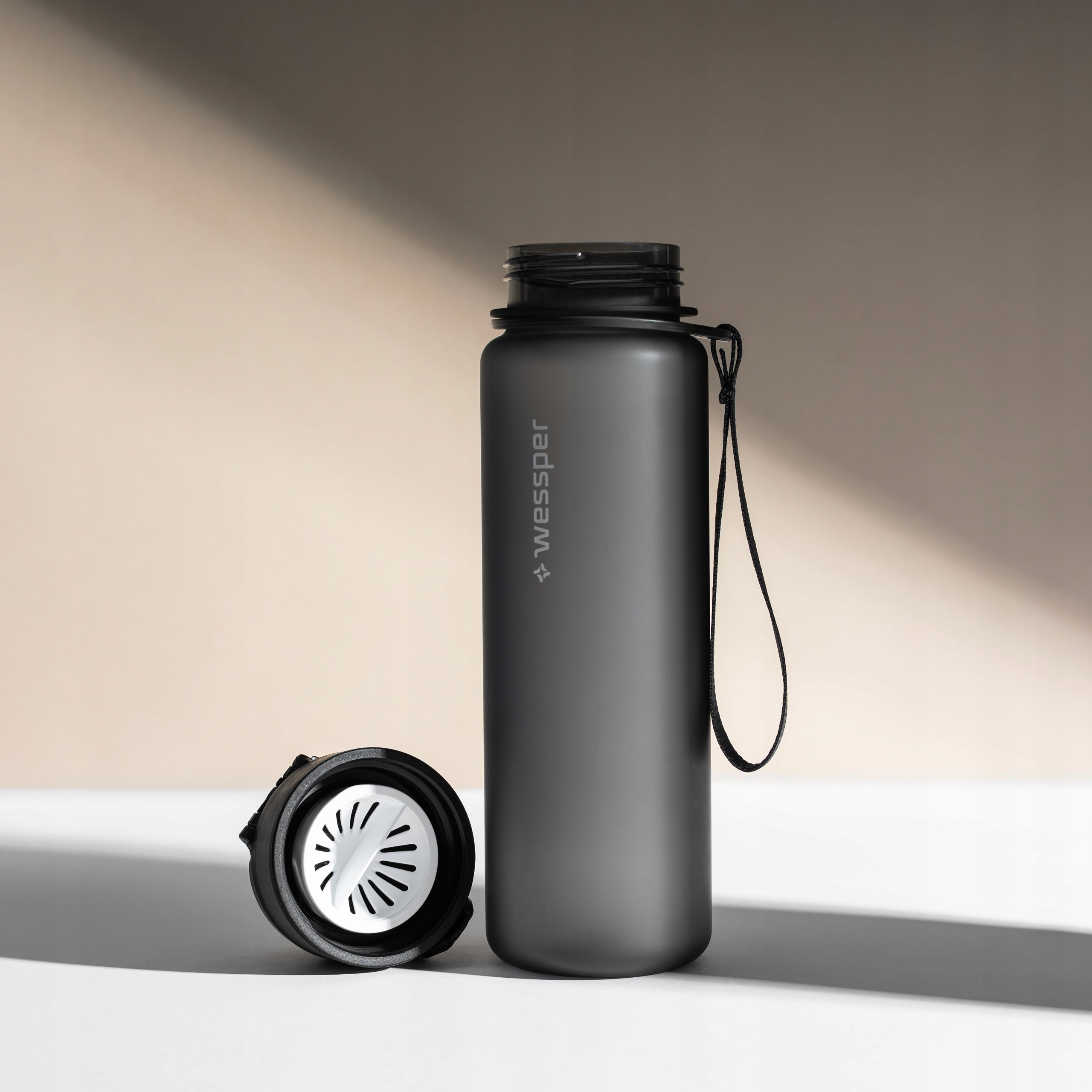 Filter bottle Wessper B4 TRITAN Actitex 1 l black Brand Wessper