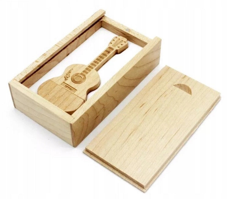 Flash Drive 32GB USB 3.0 Wooden Guitar Possible Engraving Gift Packaging status original