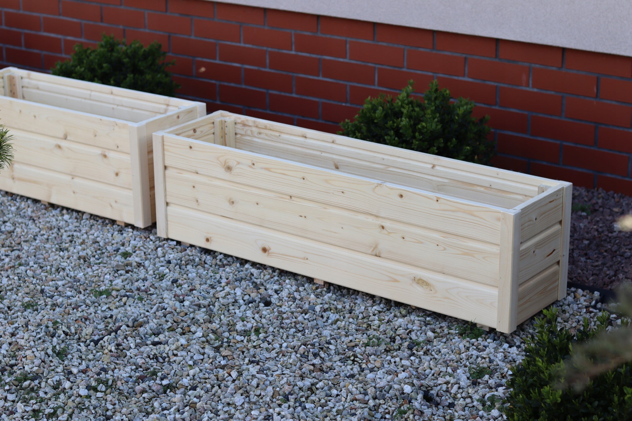 Flower pot wooden planter 150cm sends whole Length 145 cm