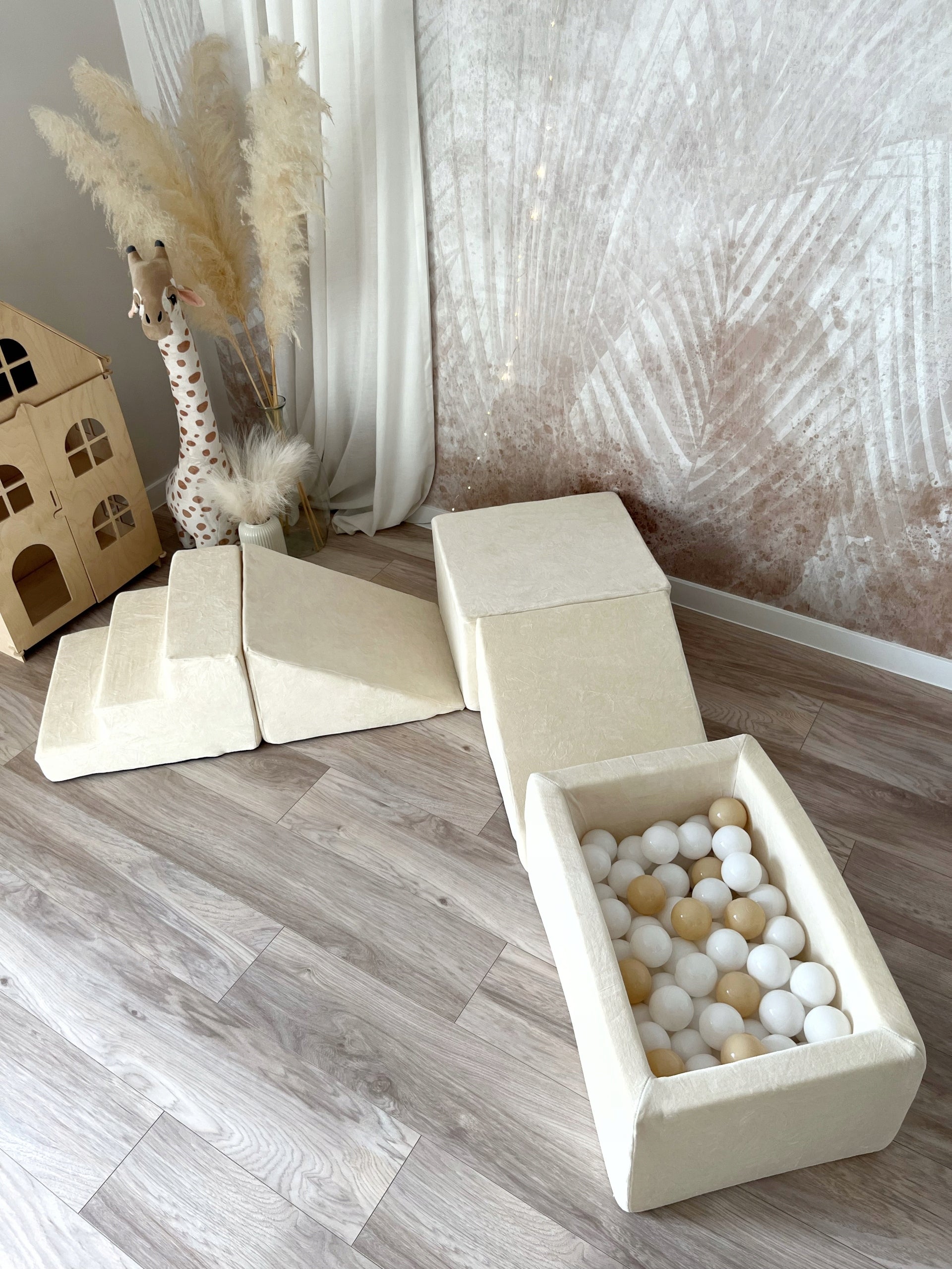 Foam square toys MONIO velvet cream - ANY MIX EAN (GTIN) 5906506995183