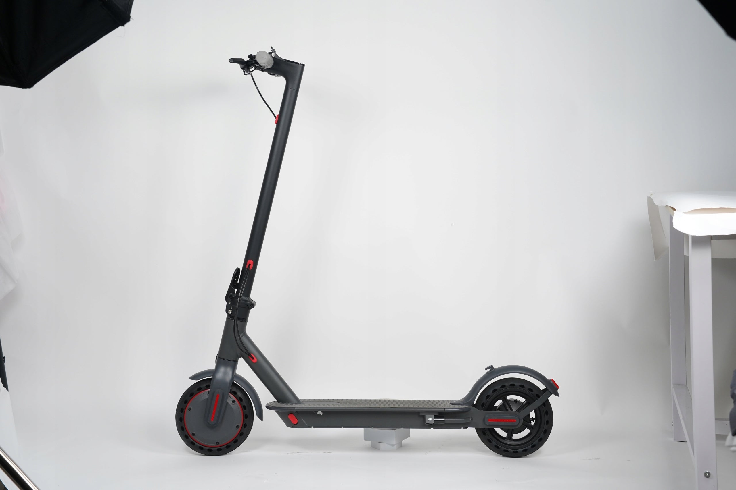 Folding Electric Scooter 350W 36V 35KM 8.5“ + APP Packaging status original