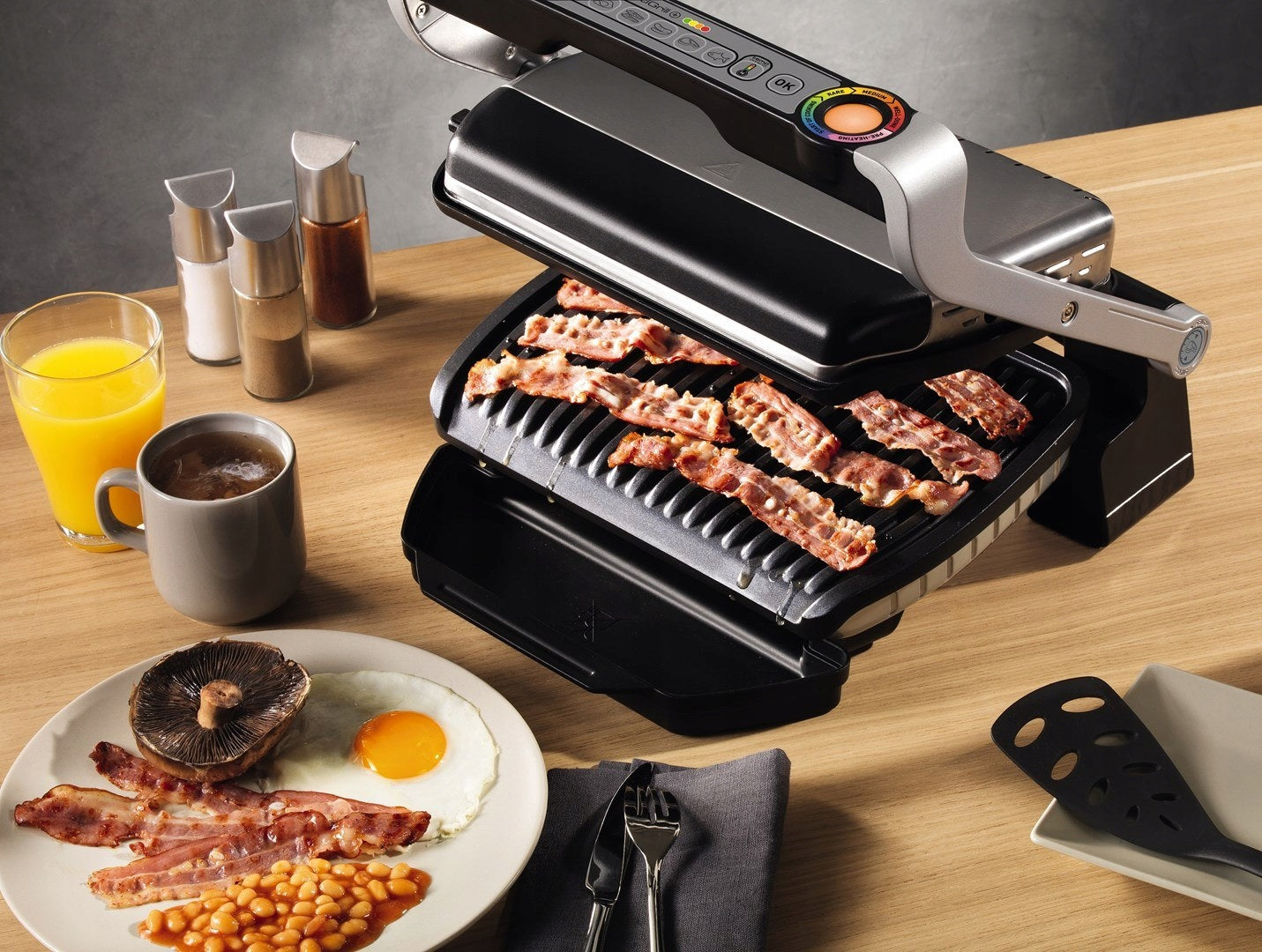Folding electric grill Tefal GC712 Optigrill+ silver/grey 2000 W Dominant color silver/gray