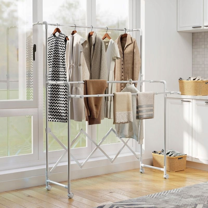 Folding, freestanding clothes hanger with wheels Kind Portable