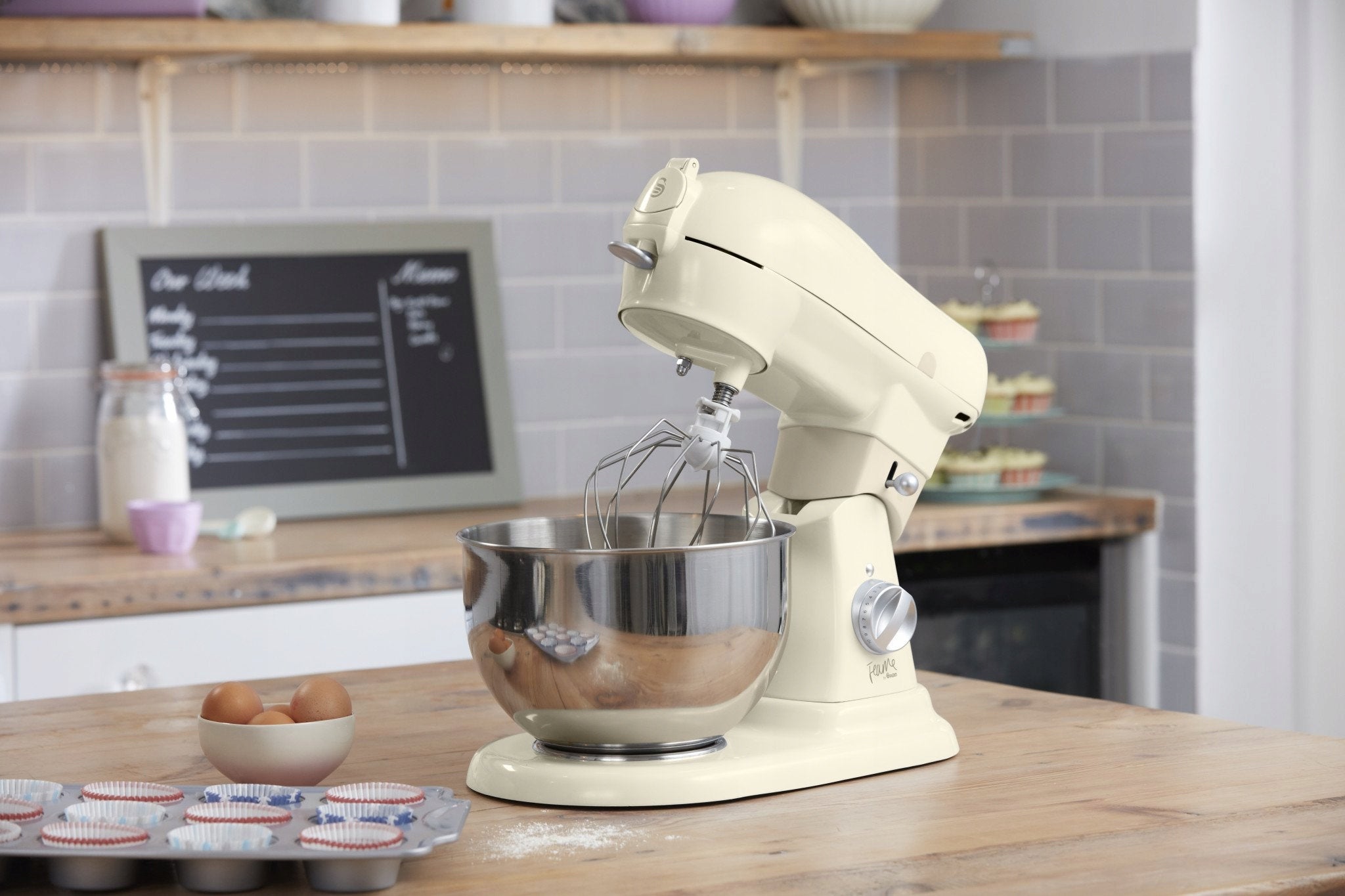 Food processor Swan SP32010HON 1500 W beige Manufacturer code SP32010HON