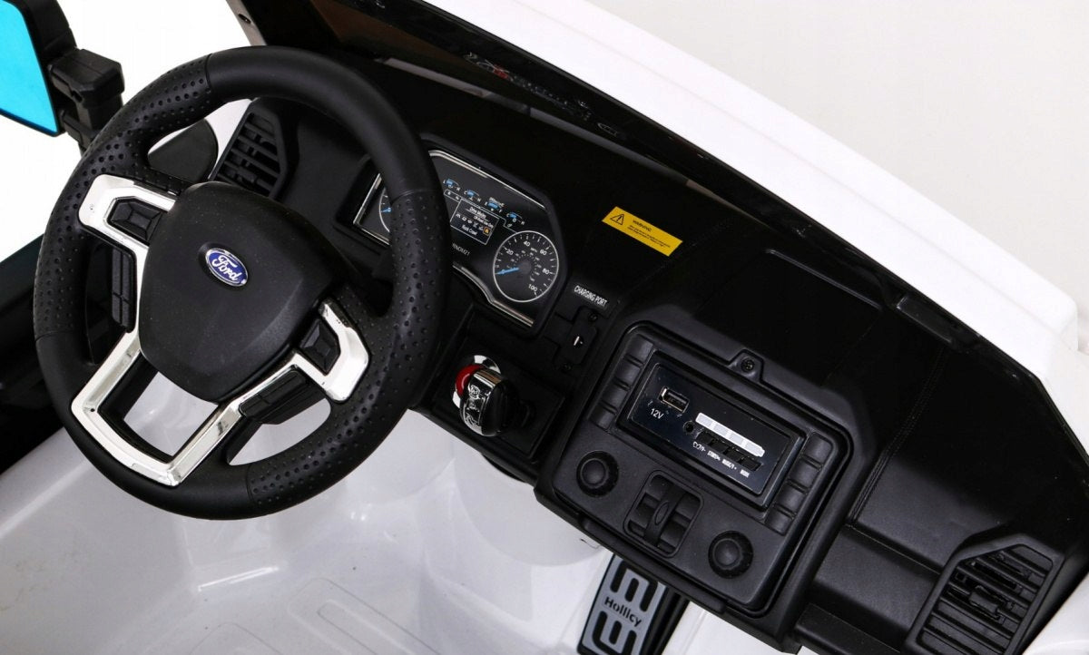 Ford Super Duty White Pickup - Best Battery Vehicle for Kids Manufacturer code PA.SX2088.BIA
