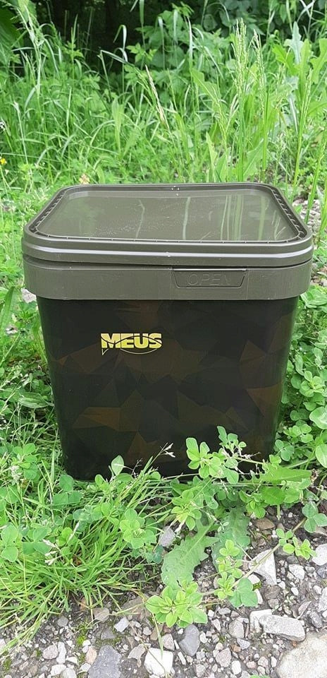 Fox Camo Square Bucket 17 l multicolor Manufacturer code CBT007