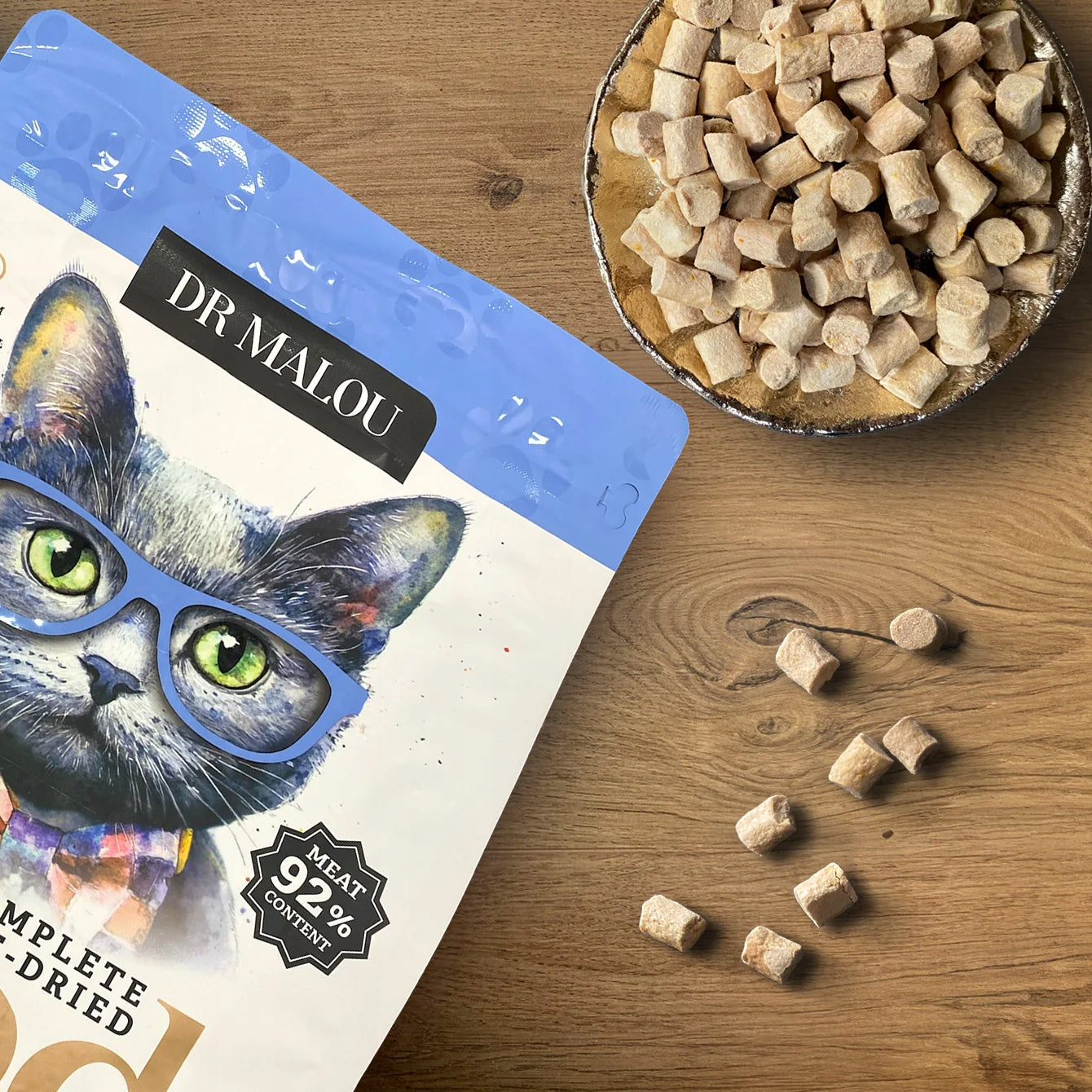 Freeze-dried dry cat food - Duck with lamb 92% meat Manufacturer code 5907346090410