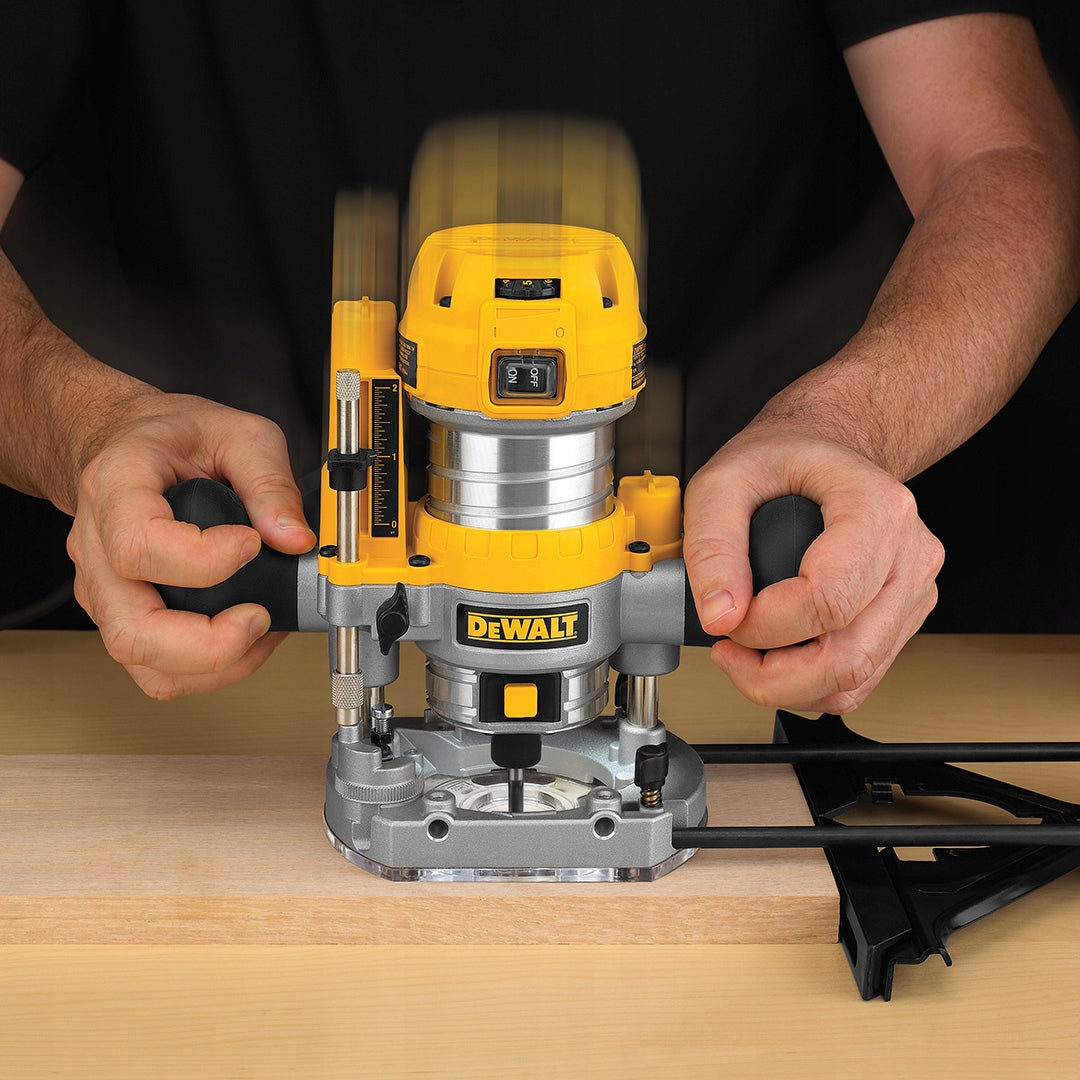 Fräser Dewalt 900W 55mm - D26203 